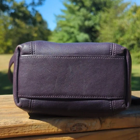 💜Rare Vintage Coach Soho flap crossbody 4108 - Picture 5 of 12